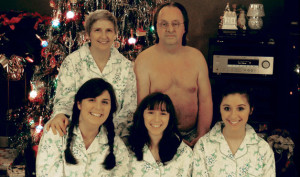 12 of the Most Awkward Family Photos You’ve Ever Seen