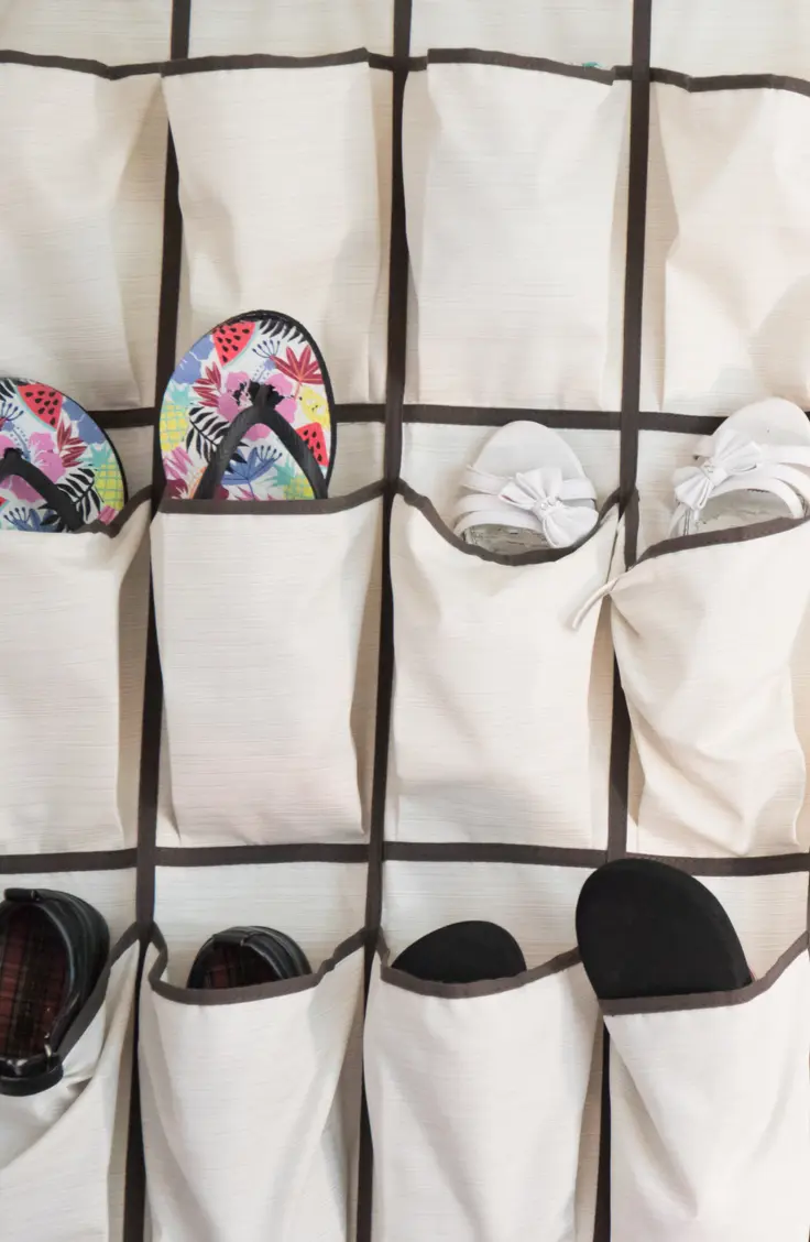 Over the door shoe organizers are great for many reasons! Before they take over the closet and you lose your mind trying to find the right pair, take a look at these awesome ways to organize shoes. 