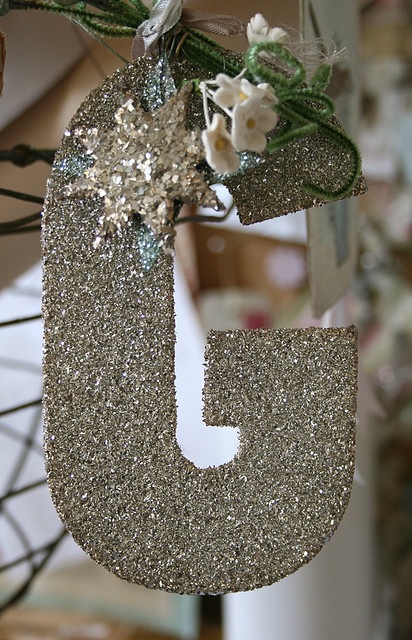 8 Ways to Glitter-ize Your Home