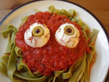 Halloween, Halloween recipes, party ideas, fall holiday, popular pin, creepy recipes, Halloween party ideas. 