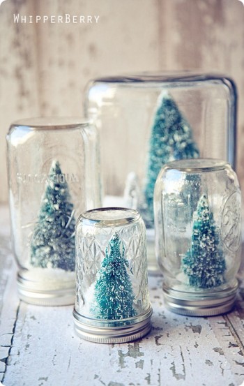 Christmas decor, mason jar crafts, things to do with mason jars, christmas, holiday ideas, popular pin, decorating ideas, DIY home, DIY Christmas. 