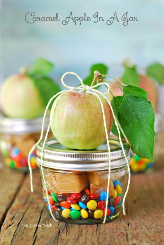 caramel-apple-in-a-jar