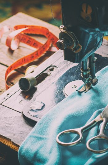 Starting a new hobby like sewing can be intimidating if you don't know a few tricks. With these sewing hacks, sewing will be so much easier and therefore more enjoyable. You will learn how to properly gather the fabric and so much more. 