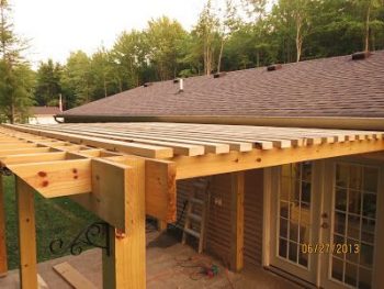 Build Your Own Pergola and Save TONS of Money - How to Build Your Own Pergola, Build Your Own Pergola, DIY Pergola Projects, DIY Pergola Tutorial, Outdoor Living, Outdoor DIY Project, Popular Pin 