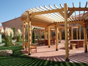 Build Your Own Pergola and Save TONS of Money - How to Build Your Own Pergola, Build Your Own Pergola, DIY Pergola Projects, DIY Pergola Tutorial, Outdoor Living, Outdoor DIY Project, Popular Pin 