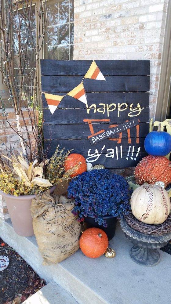 Decorate Your Porch: DIY, Fall, Decor - DIY - Mylistoflists.com