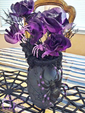 10 EASY Dollar Store Halloween Decorations - Dollar Store Halloween Decor, DIY Halloween Decor, Halloween Home Decor, Holiday Decor for the Home, DIY Holiday Decor, Halloween Decorations for the Home, Cheap Home Decorations, Cheap Halloween DIYs, Cheap Halloween Decor, Popular Pin