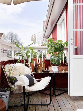 budget patio ideas, 10 Patio Necessities That Will Brighten Up Your Yard| Patio Necessities, Patio Ideas, Patio Ideas on a Budget, Patio Decor, Patio Design, Home Decor, Home Decor Ideas 